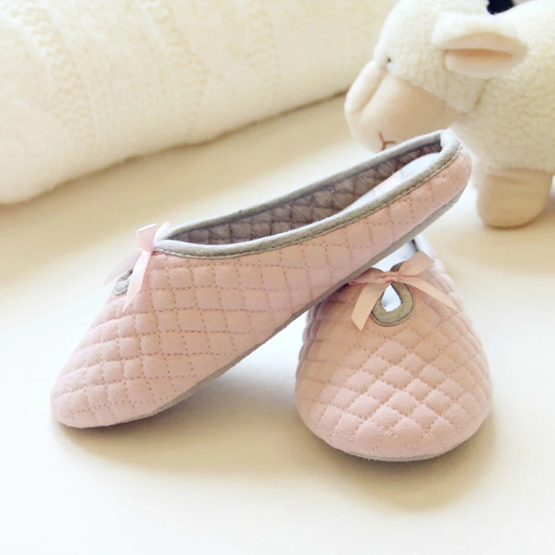 Lovely Bowtie Winter Women Home Slippers for Indoor Bedroom House Soft Bottom Cotton Warm Shoes Adult Guests Flats