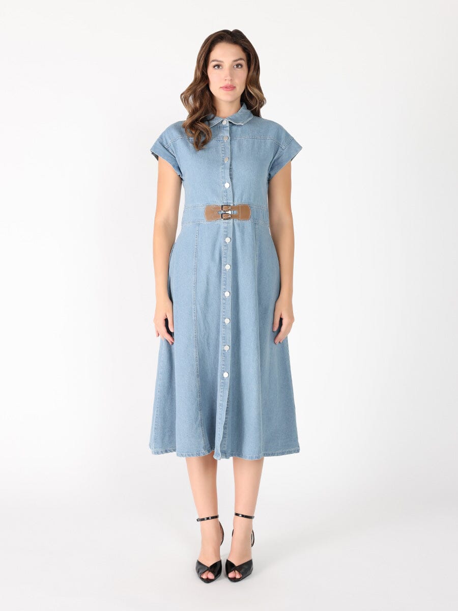 Sleeveless front button open denim dress