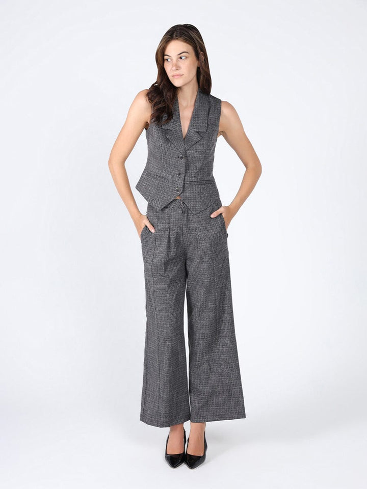 Woven fabric one button wide leg casual pant