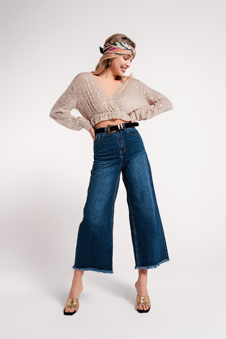 Fray Hem Cropped Jeans in Blue